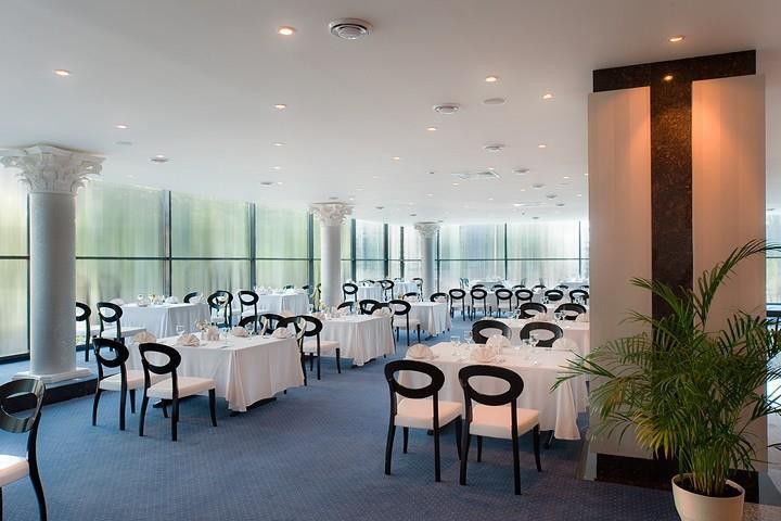 Intourist Hotel Zaporizhia Екстериор снимка