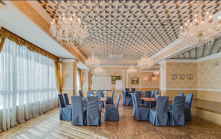 Intourist Hotel Zaporizhia Екстериор снимка